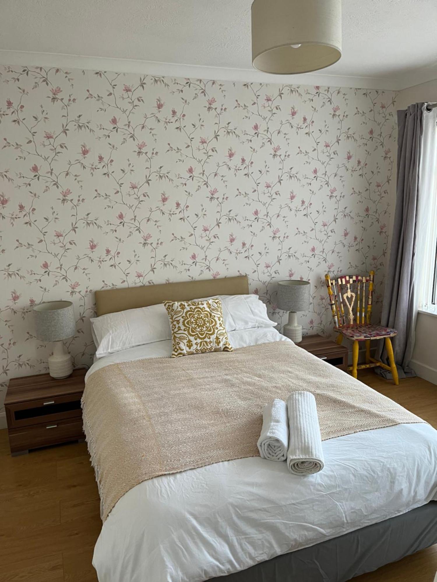 Bellevue Bungalow - Comfortable Home With Amazing Views Белфаст Екстер'єр фото